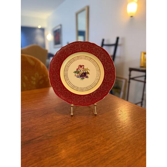 Vintage Steubenville Porcelain Dinner Plate – Floral Center, Red, Pattern #2049 - Picture 5 of 11